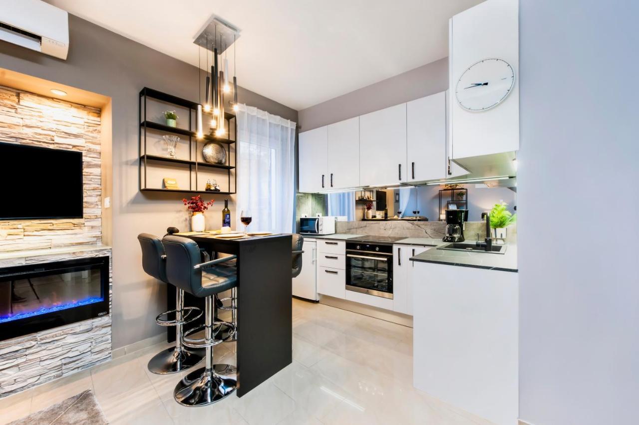 Bella Campagna - Luxury Two Bedroom Apartment Rovinj Exterior foto