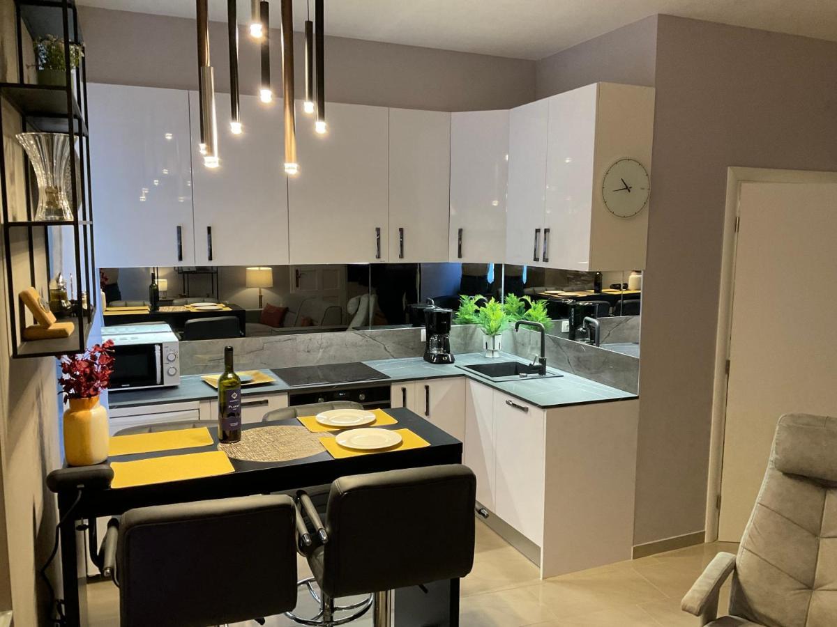 Bella Campagna - Luxury Two Bedroom Apartment Rovinj Exterior foto